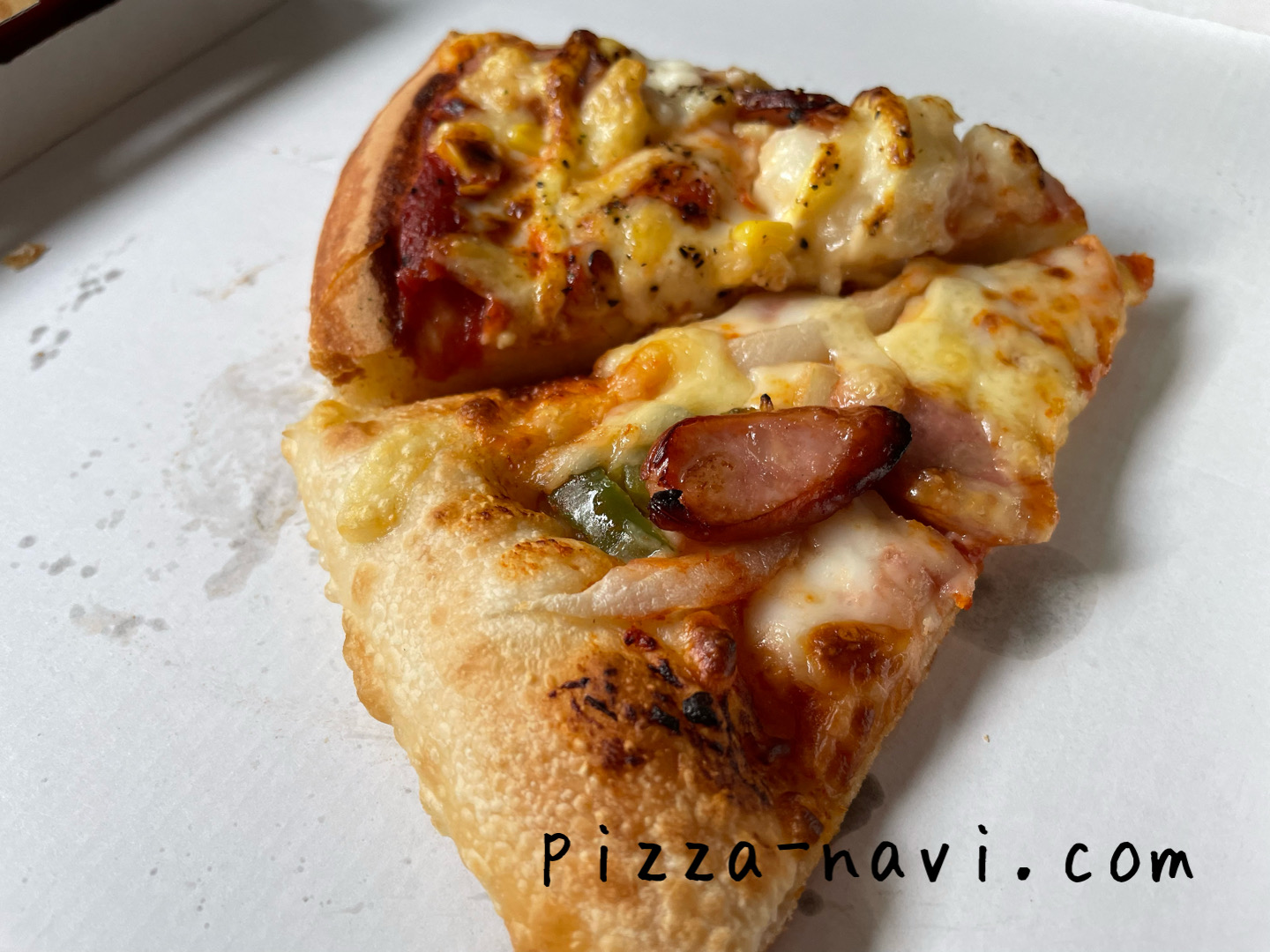 ピザハット 生地 5種類 選べるクラストご紹介（ハンドトス・パンピザ・スペシャルクリスピー・チーズクラスト・ソーセージクラスト）違いを紹介